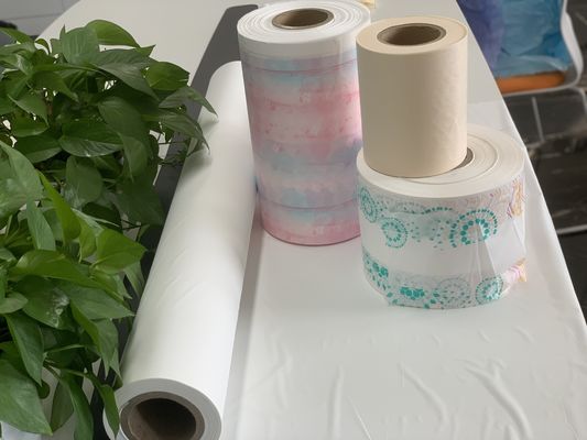 ضد آب بودن فیلم 20 گرم برابری تنفس PE 40 گرم برگ پشت صفحه پوشک